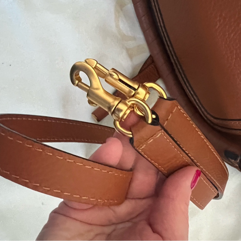 Chloe Marcie Medium Satchel - Picture 5 of 16